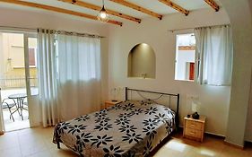 Beautiful House Of Psinthos